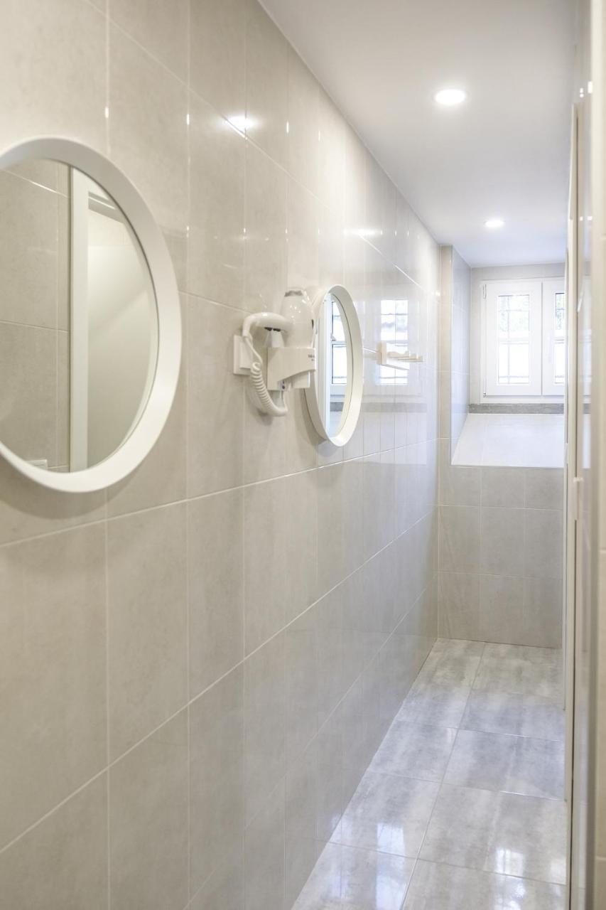 4U Lisbon VI Guesthouse Airport Εξωτερικό φωτογραφία