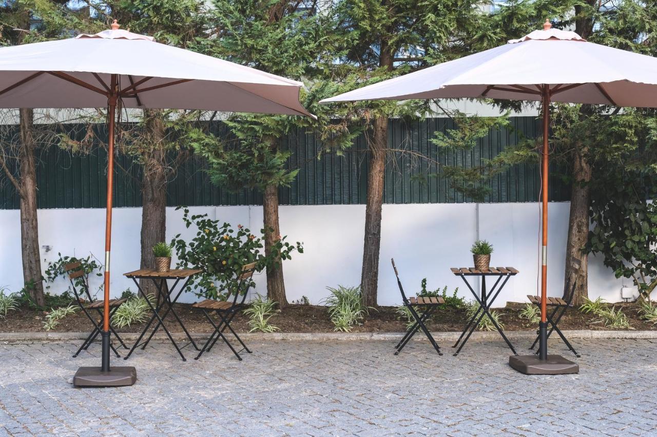 4U Lisbon VI Guesthouse Airport Εξωτερικό φωτογραφία