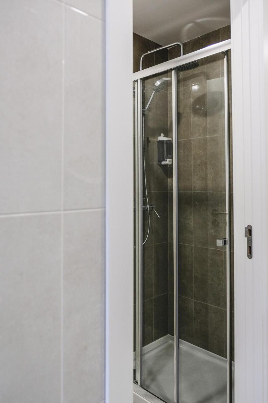 4U Lisbon VI Guesthouse Airport Εξωτερικό φωτογραφία